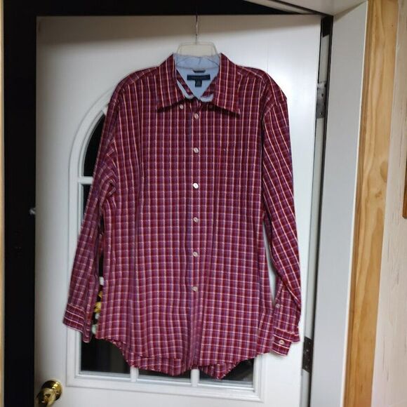New Tommy Hilfiger Red Plaid Long Sleeve Button Down Shirt Size Men's XL - Picture 1 of 2